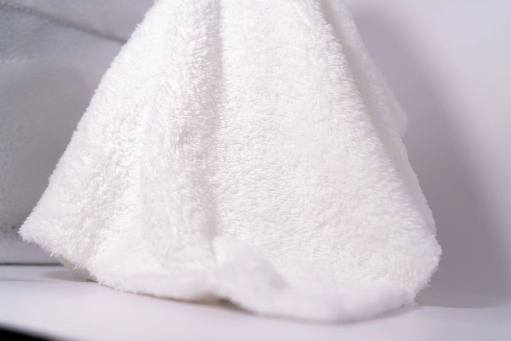 GREYSCALE 350 GSM PLUSH MICROFIBER TOWELS 5-Pack | Edgeless Detail Cloths
