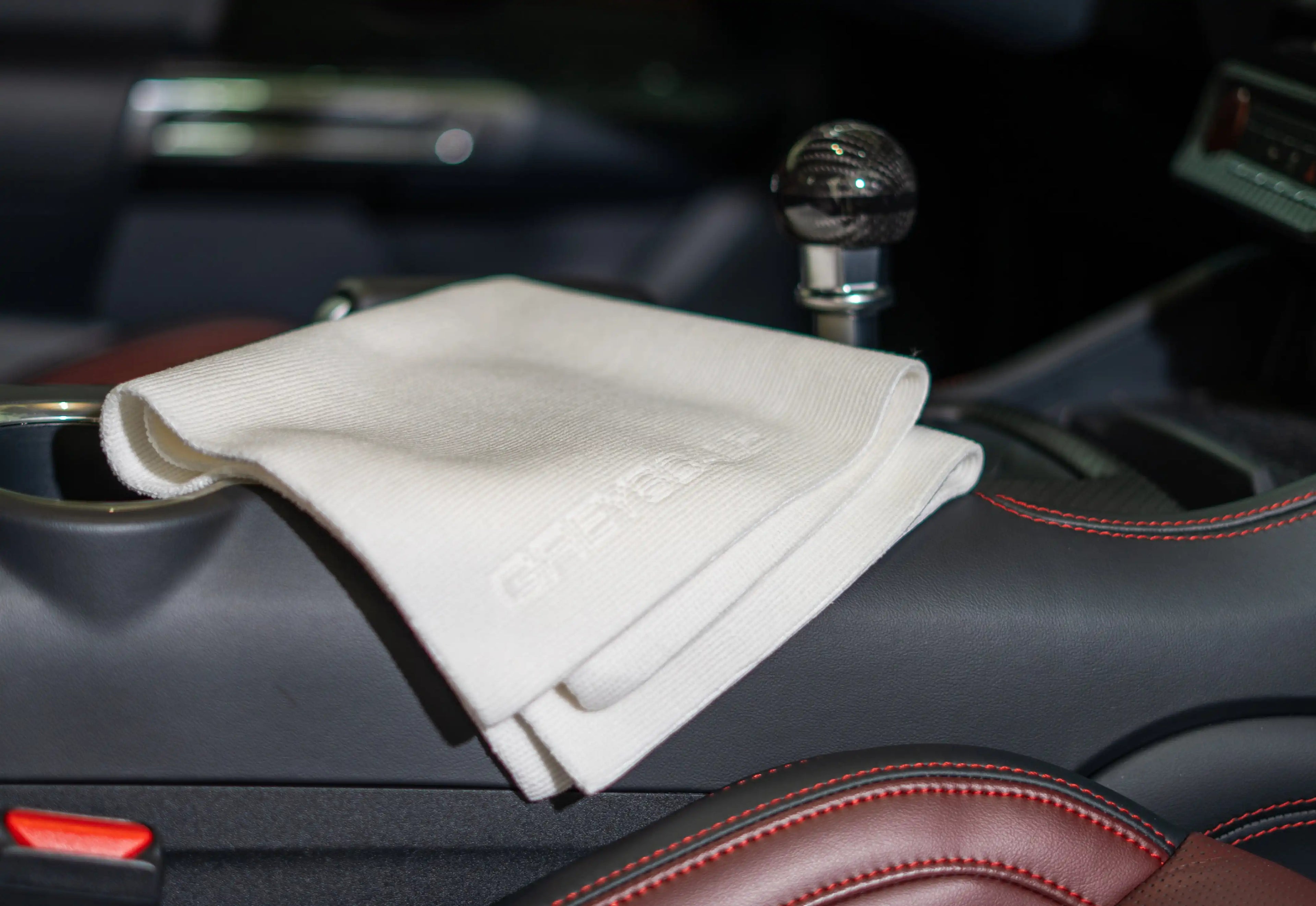 GREYSCALE 450 GSM DENSE MICROFIBER TOWELS 5-Pack | Edgeless Detail Cloths