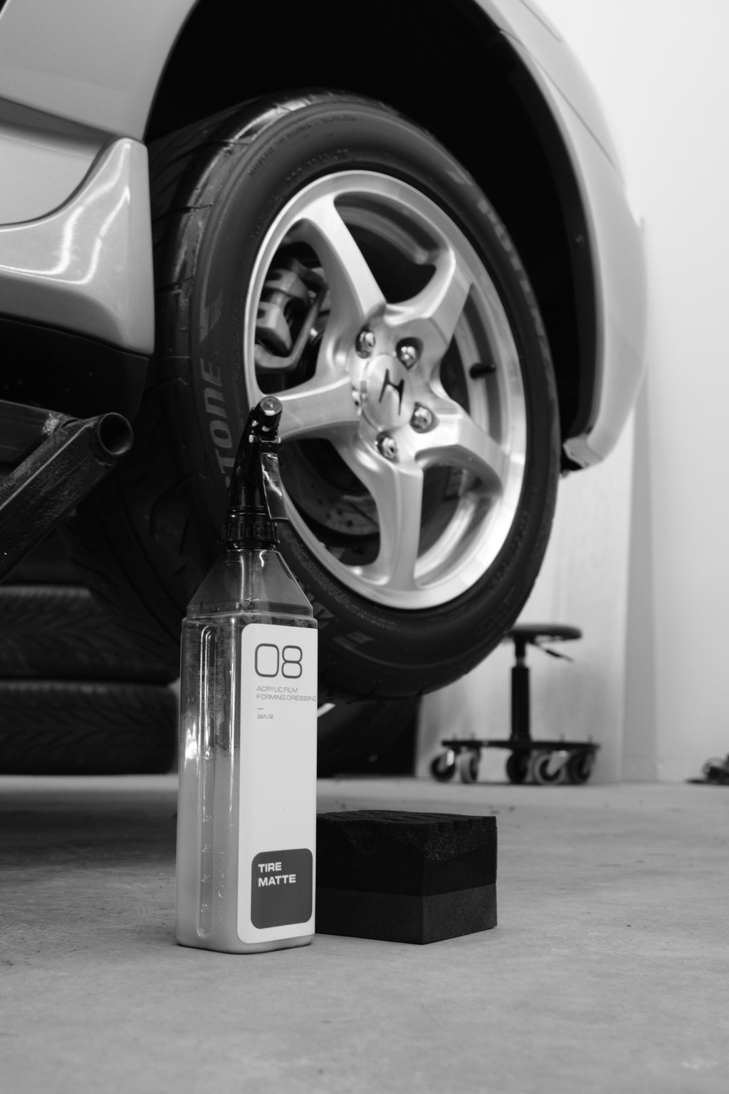 GREYSCALE 08 TIRE MATTE | Natural Tire, Trim, Interior Conditioner
