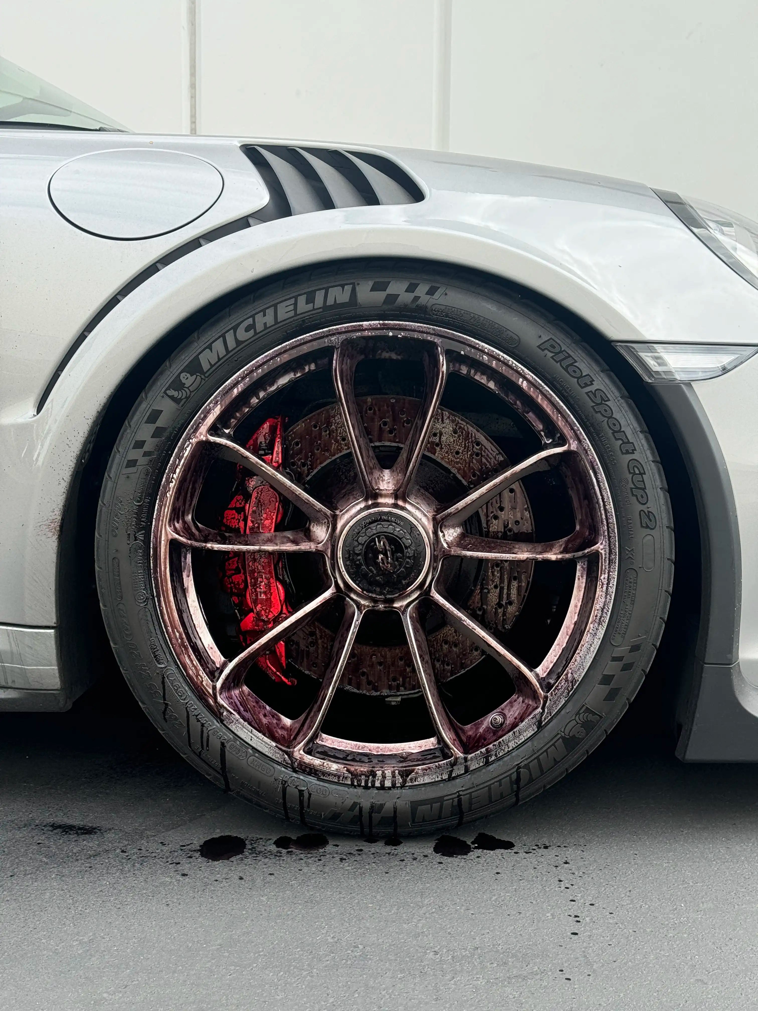 GREYSCALE 01+ IRON & WHEEL CLEANER | pH-Balanced Iron Remover